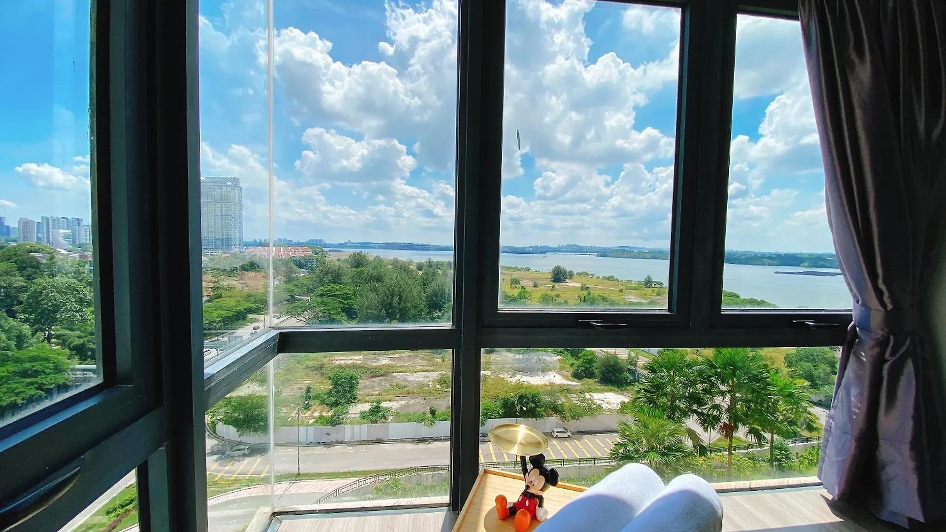 Ferienwohnung Scenic Country Garden Danga Bay By Lions Bay Johor Bahru Apartment
