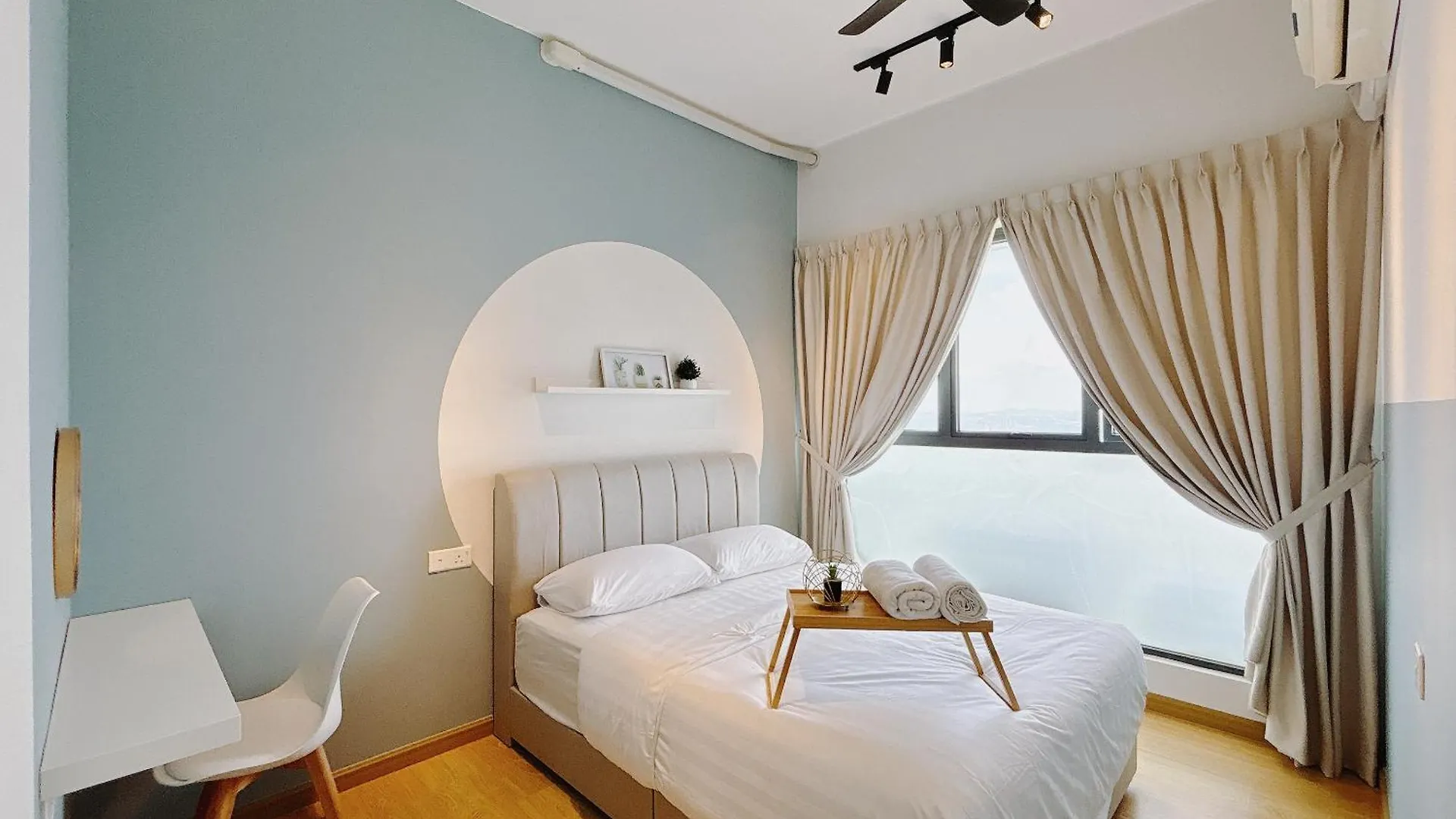 Apartment Ferienwohnung Scenic Country Garden Danga Bay By Lions Bay Johor Bahru Ma­lay­sia