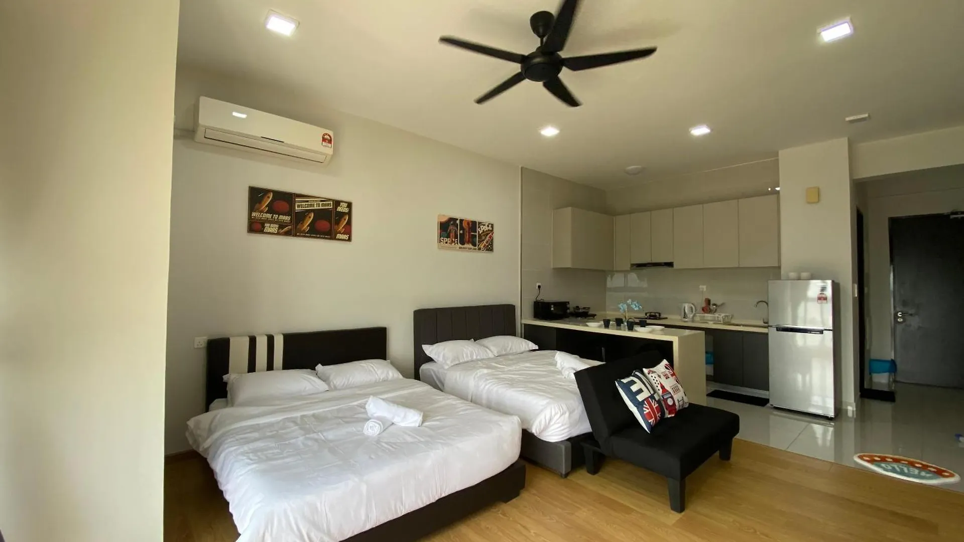 Ferienwohnung Scenic Country Garden Danga Bay By Lions Bay Johor Bahru 0*,
