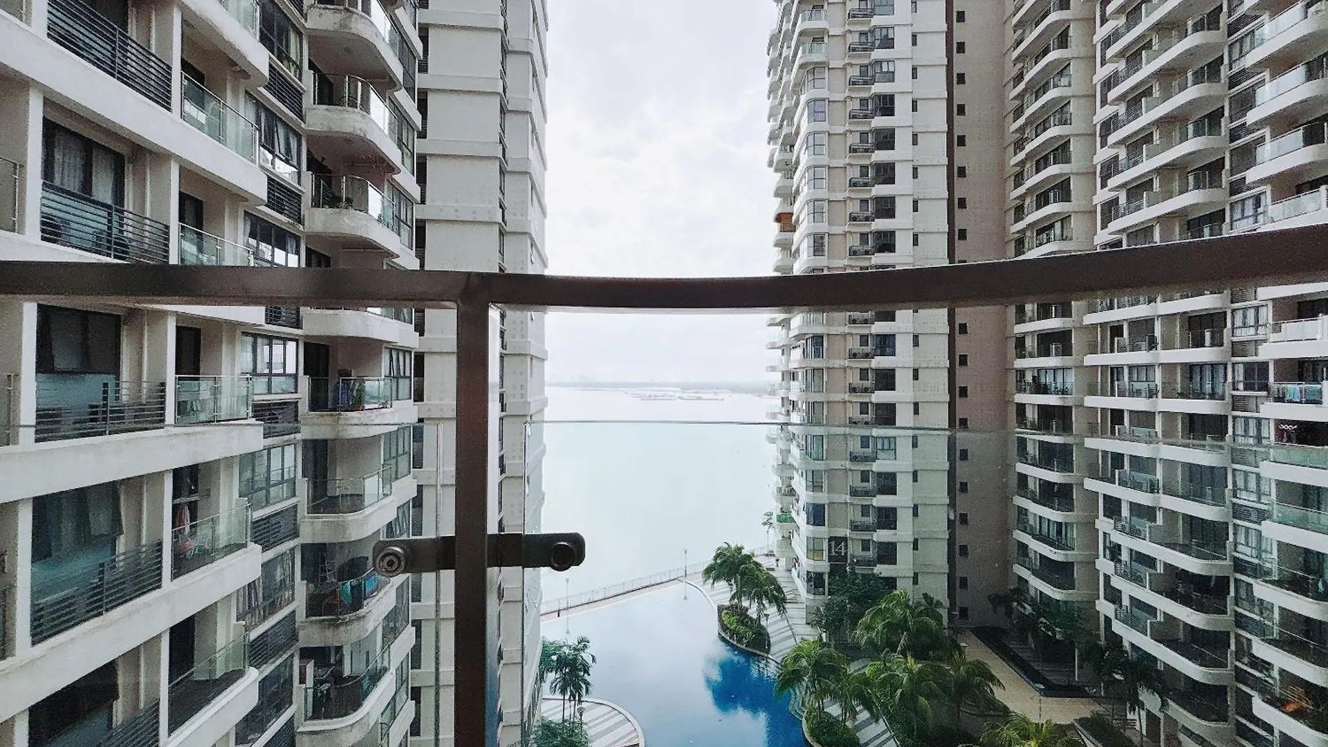 Ferienwohnung Scenic Country Garden Danga Bay By Lions Bay Johor Bahru